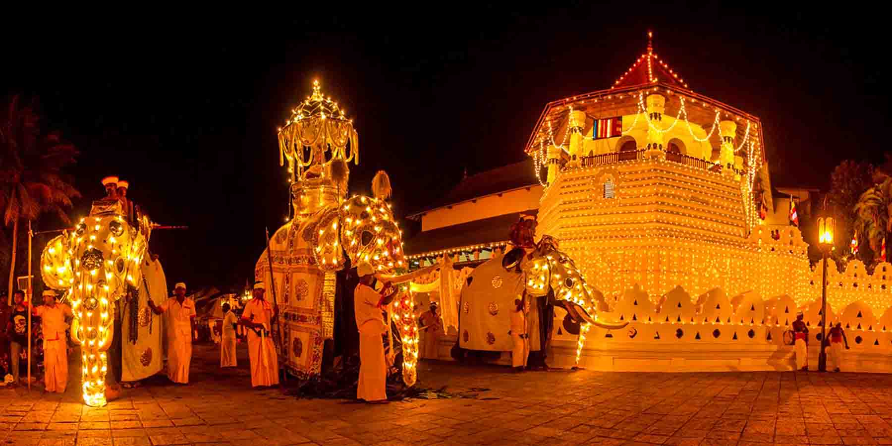 Asala perahara Kandy